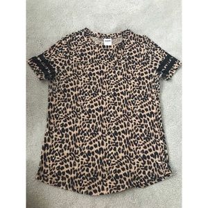 PINK cheetah t-shirt